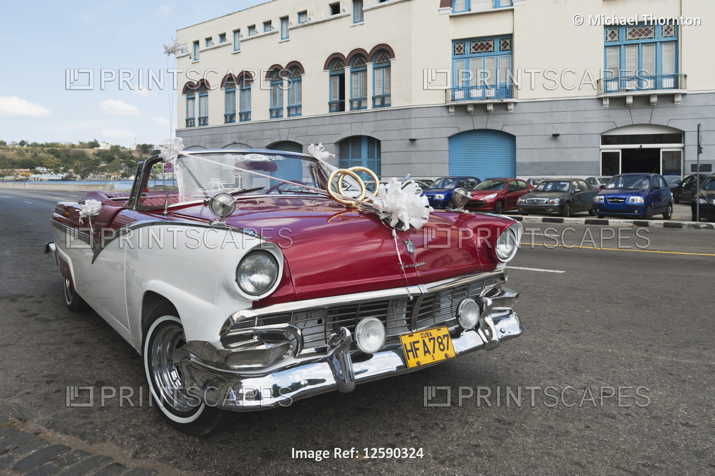 Cuban Wedding Car outside the Plaza de San Francisco, La Habana, Cuba