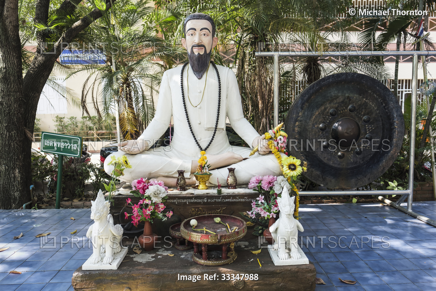 Statue of Doctor Chiwokomaraphat, Wat Suan Dok; Chiang Mai, Chiang Mai ...